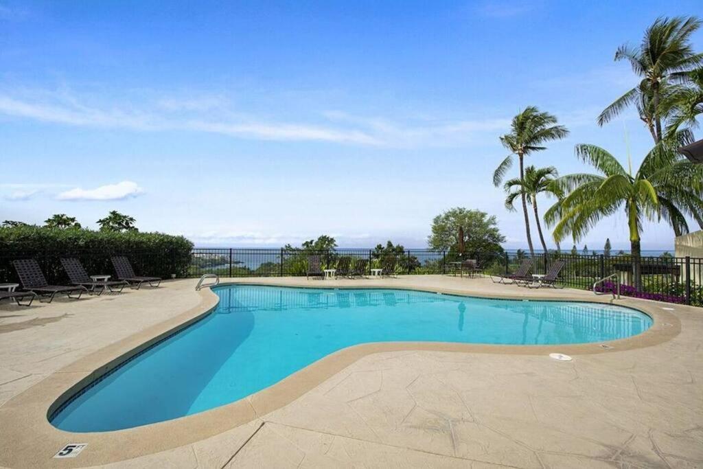 Beautiful 2/2 Condo In Kailua Kona. Ocean View! Exterior foto